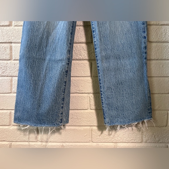 Levi’s ribcage straight denim jeans - Picture 4 of 11